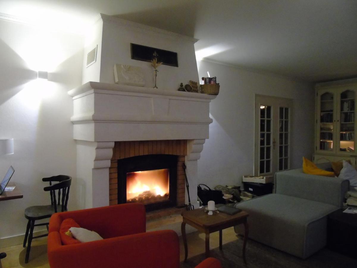 Une Nuit Sur Loire Treves-Cunault Exterior photo